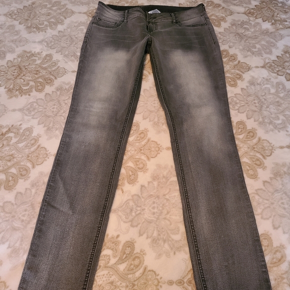 Maurice's gray skinny jean - Picture 3 of 3